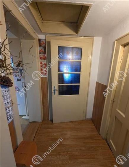 Casa individuala cu 4 camere si curte de 575 mp zona Vasile Milea - 14