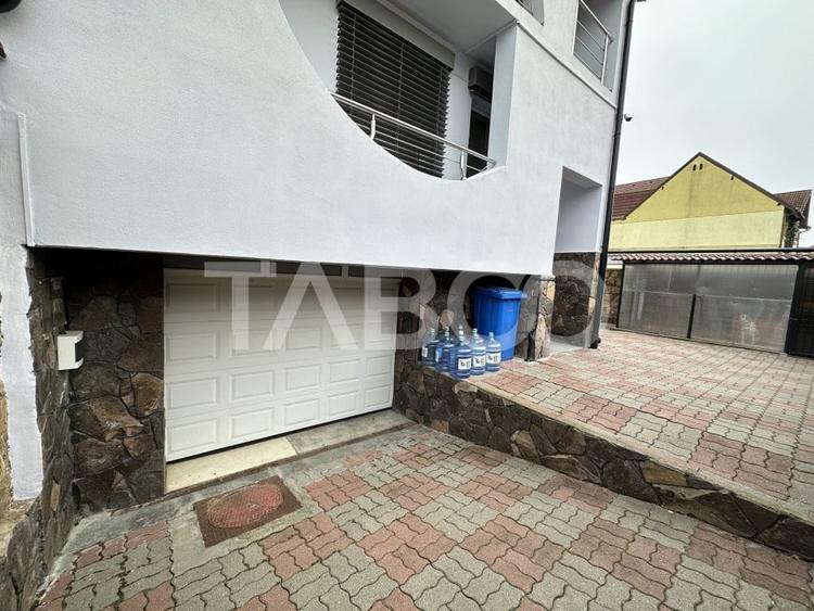 Casa tip californian cu crama piscina sauna garaj teren liber 250 mp - 32