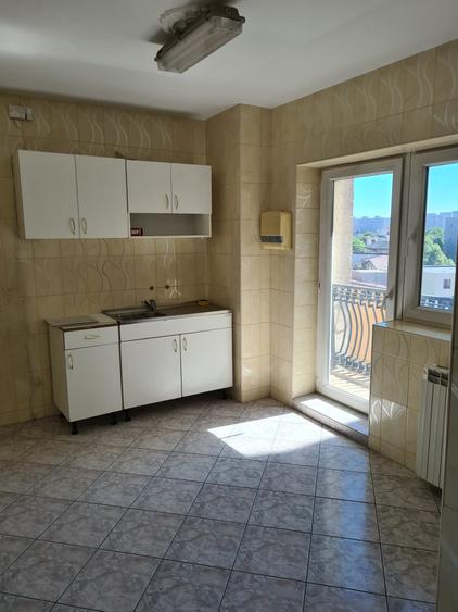 Piata Alba Iulia - 7