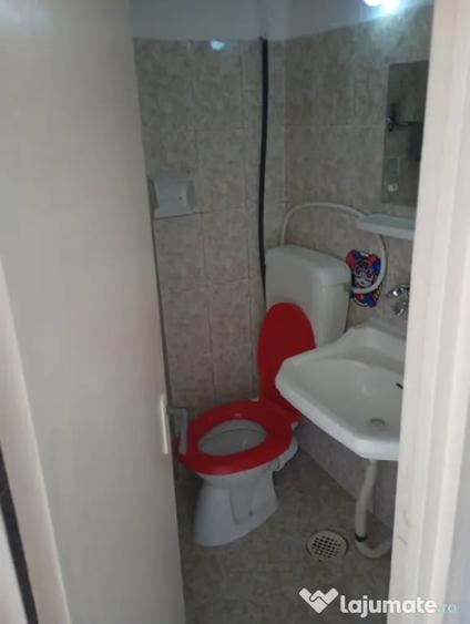 Garsonieră semidecomandată în Central