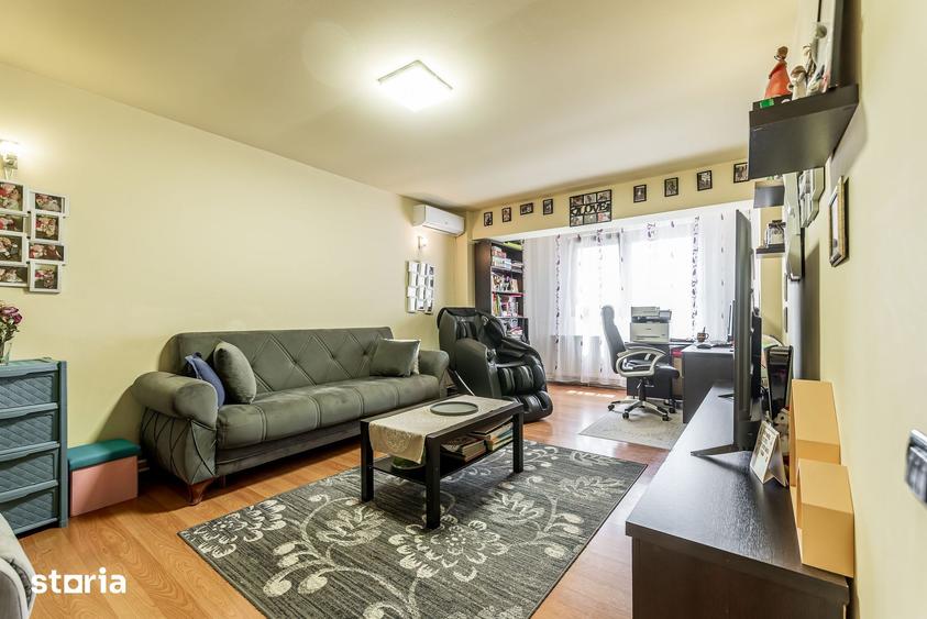 Apartament cu 4 camere decomandat, mobilat în Micălaca