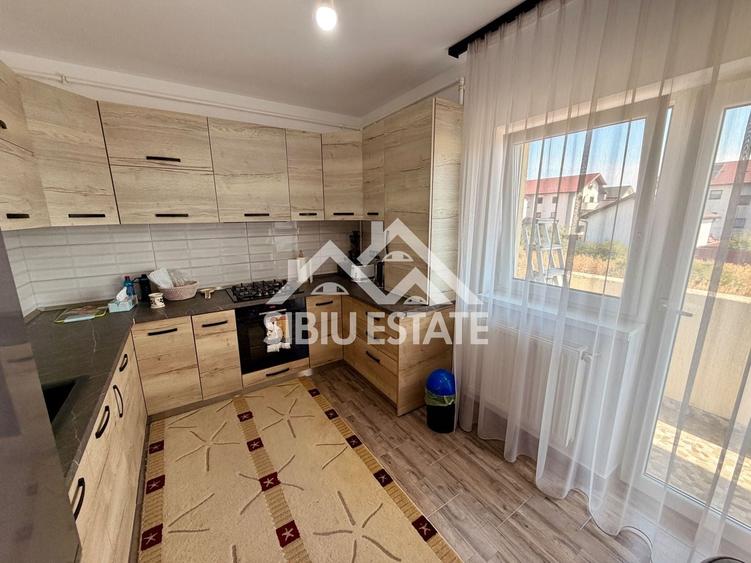 Apartament cu 2 camere decomandat, mobilat în Arhitecților - Calea Cisnădiei