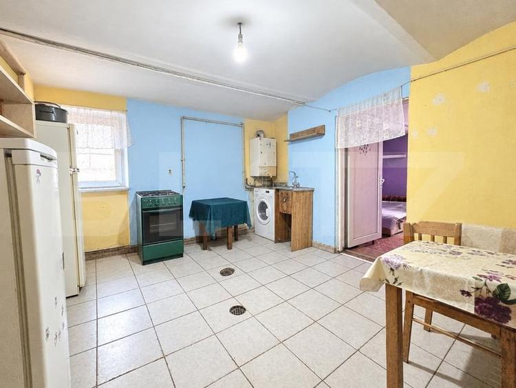 Apartament cu 3 camere semidecomandat, mobilat în Iosefin