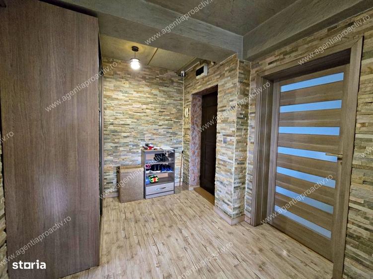 Apartament cu 2 camere în Micro 20