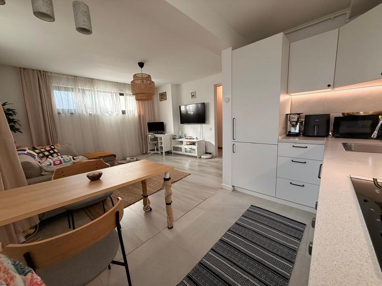 Apartament cu 2 camere decomandat, mobilat în Timpuri Noi