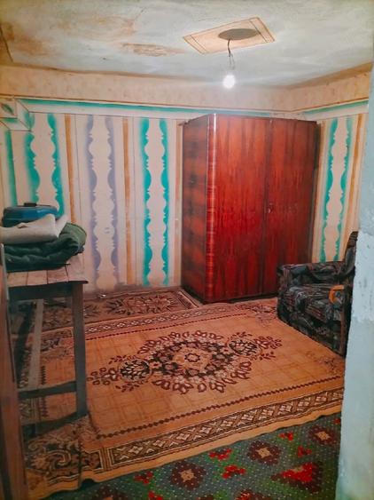 Casă cu Teren 691 Mp în Leu