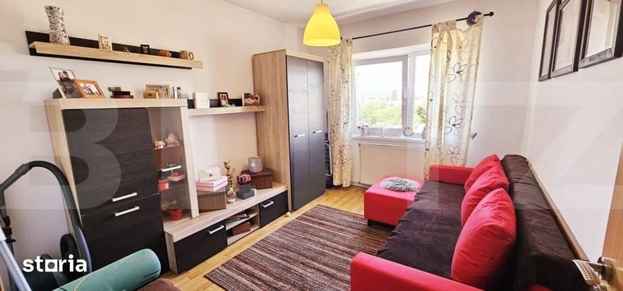 Apartament cu 3 camere, decomandat, str.Mikes Kelemen - 9