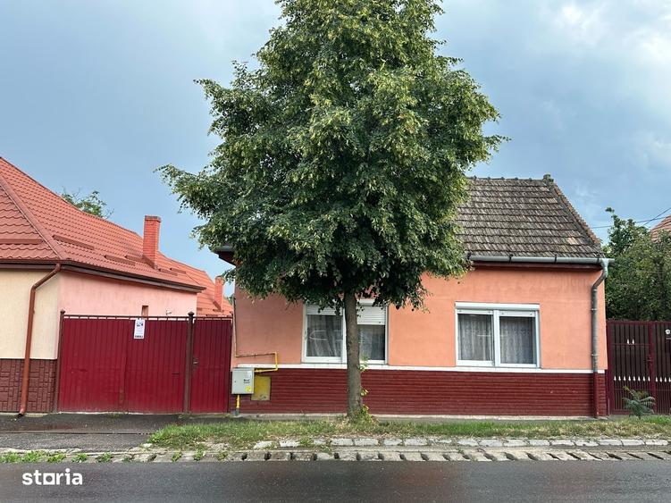 Casă cu 3 camere în Târnăveni