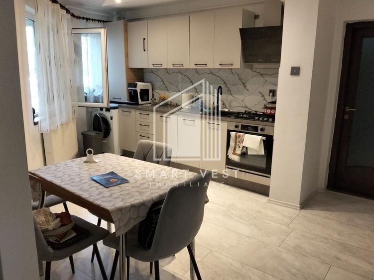 Apartament cu 3 camere semidecomandat, mobilat în Careiului
