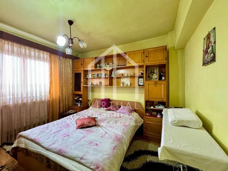 Apartament cu 4 camere decomandat în Turnișor