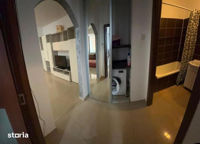 Apartament cu 2 camere semidecomandat în Republicii