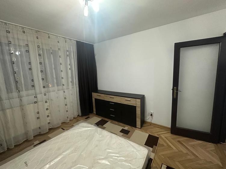 Apartament cu 2 camere decomandat în Giurgiului