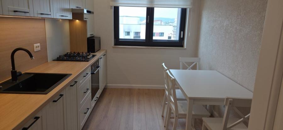 Apartament cu 2 camere decomandat în Valea Fânațului
