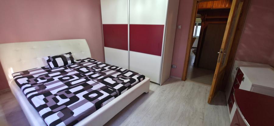 Apartament cu 3 camere decomandat în Bucovina