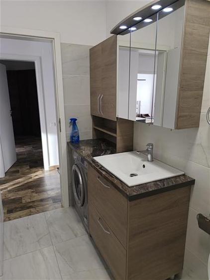 Apartament doua camere Alphaville - Intrare Racadau - 11