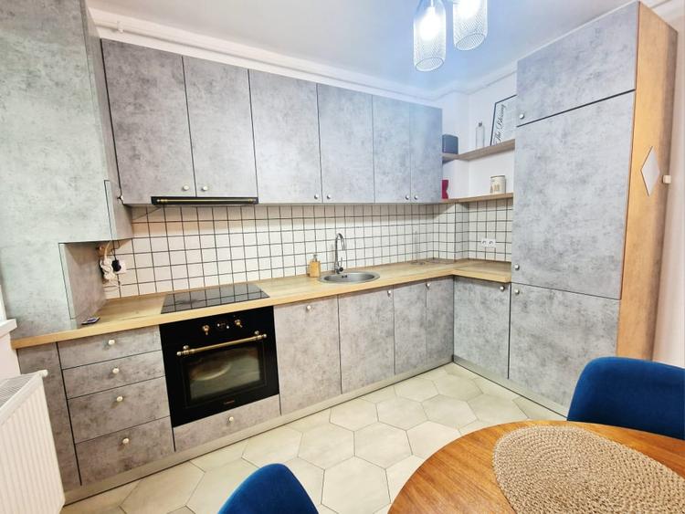 Apartament cu 2 camere semidecomandat în Borhanci