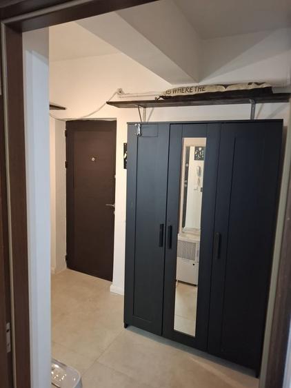 Garsonieră decomandată în Central