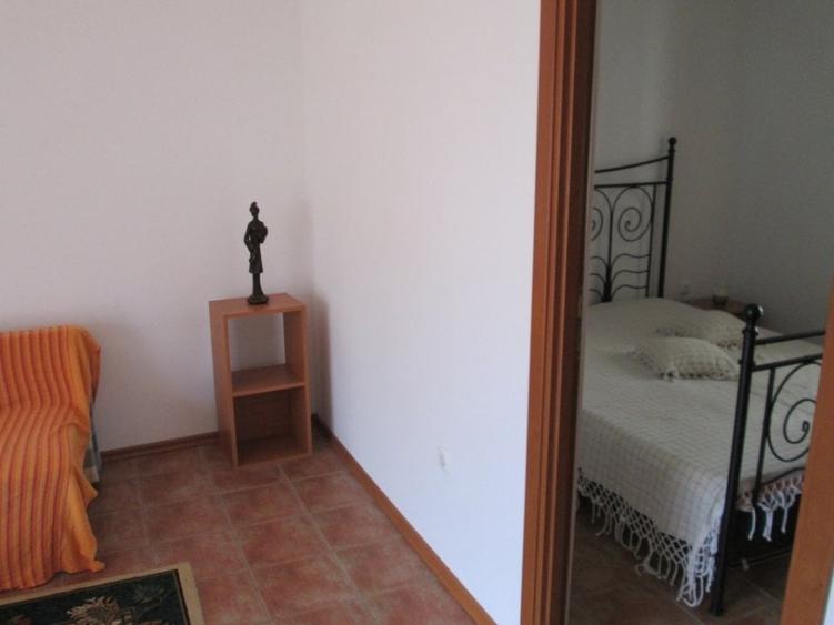 Casă individuală cu 2 camere cu Canalizare în Faleza Nord