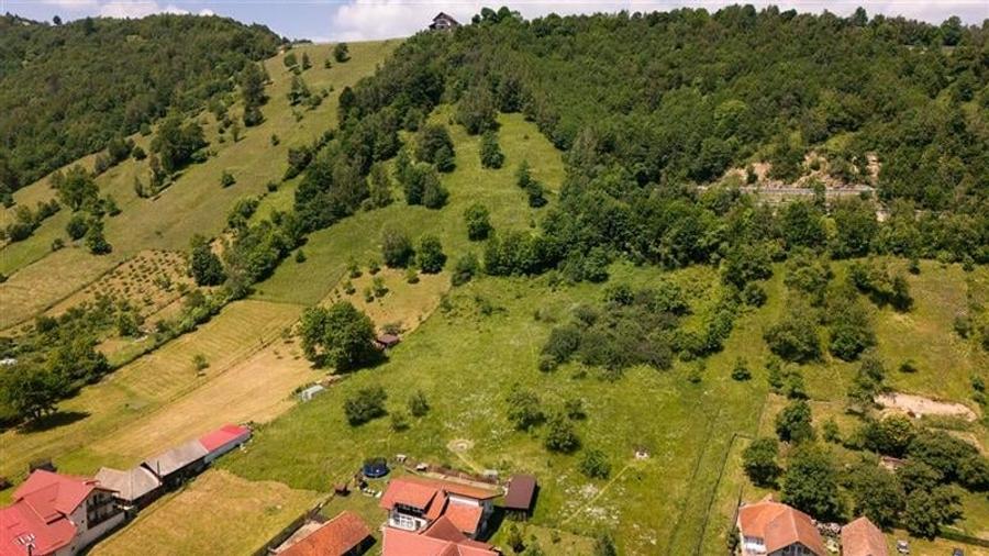 View superb:intravilan,constructie rezidenta/hotel, 2.327 mp,Moieciu de Jos, Bra - 34