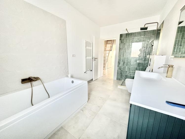 Duplex cu 4 camere cu toate utilitatile si cu asfalt -125 mp utili- Mosnita Noua - 18