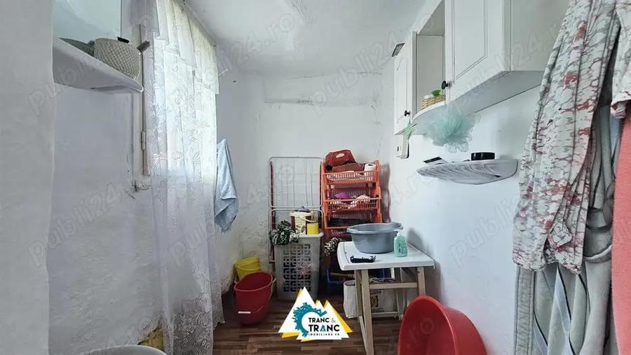 Casa cu 2 camere in stil tradi?ional, in Irato?u - 15