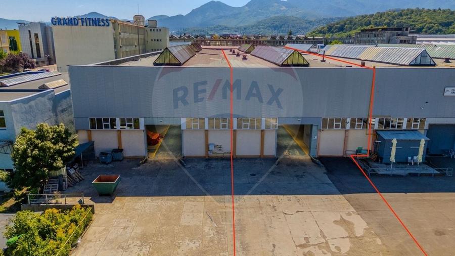 Hala 1870 mp, Parcare, Pod rulant 18 T - 1