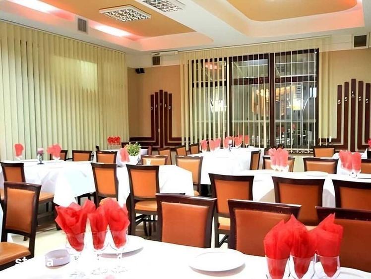 Casă cu 4 camere cu Teren 853 Mp în Central