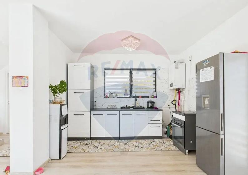 Duplex 85 mp utili, curte 200 mp vedere la lac ?i p?... - 8