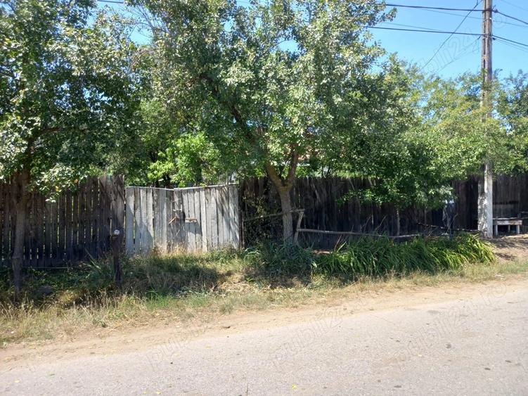 Casa de vanzare la ?ara - 2