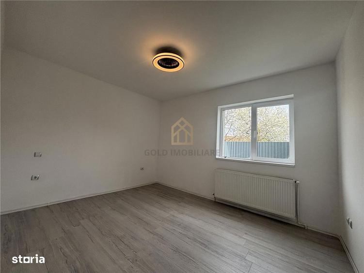 Apartament 3 camere de vanzare - 1