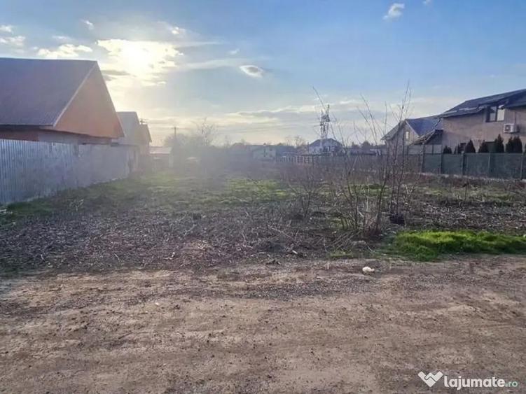 Teren intravilan Vanatori, 705 m.p. - 3