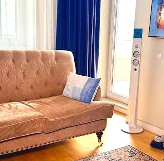 Apartament cu 3 camere decomandat, mobilat în Tei