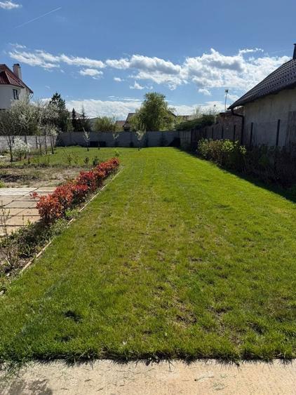 Casa +axexa+teren generos, zona 14 Mai - 7