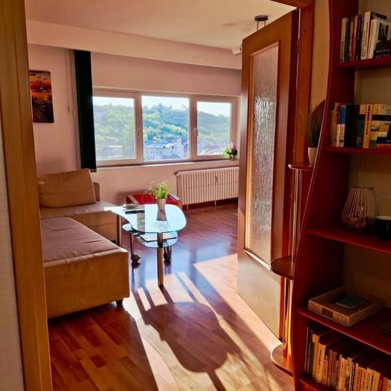 Proprietar vand apartament cu 4 camere - 5