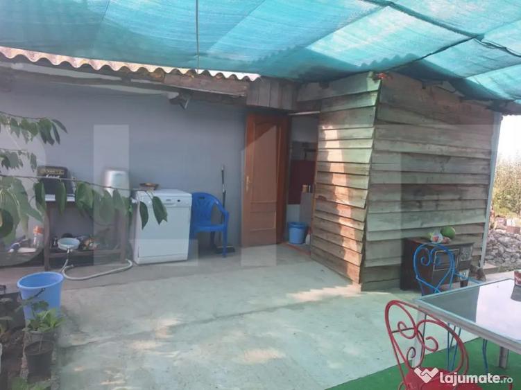 Casa individuala 68mp+ anexe + teren intravilan 3300mp , sat - 4