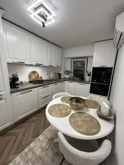 Apartament de vanzare str Revolutiei - 4