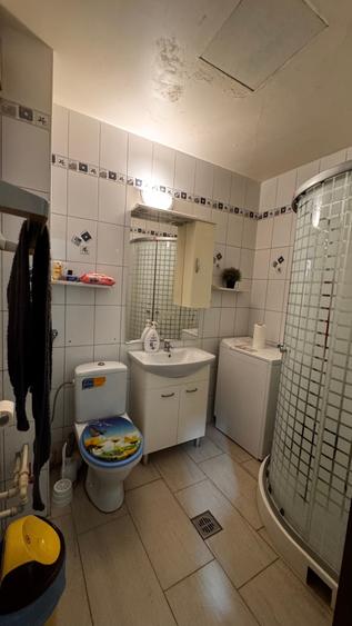 Apartament mare, luminos, 50 metri de metrou. - 9