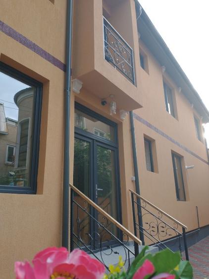 Mall Vitan - Vila  MODERNA 2023   P+1,  4 camere, 166 mp. , singur curte - 95mp - 3