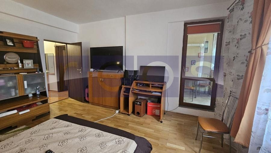 DE VANZARE STUDIO 52 MP | DECOMANDATA | PARCARE - 3