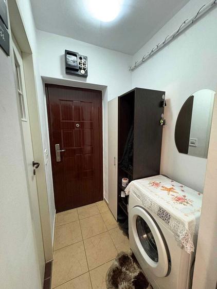 Vand Garsoniera Baza 3, Carrefour Felicia - 4