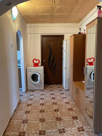 Vand apartament 2 camere Scornicesti - 1
