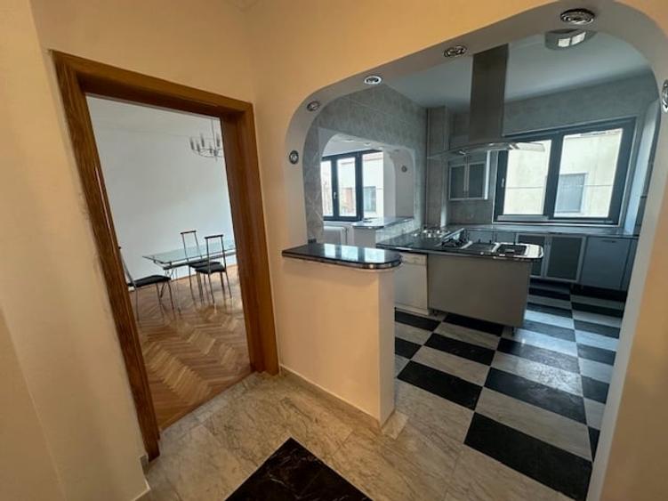 Cotroceni , Doctor Carol Davila, metrou Eroilor, piscina, constructie 2000! - 12