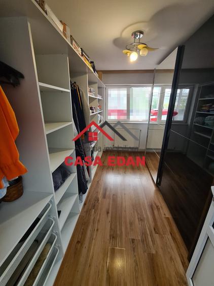 Ap 4 cam in Campina--100.000e - 5