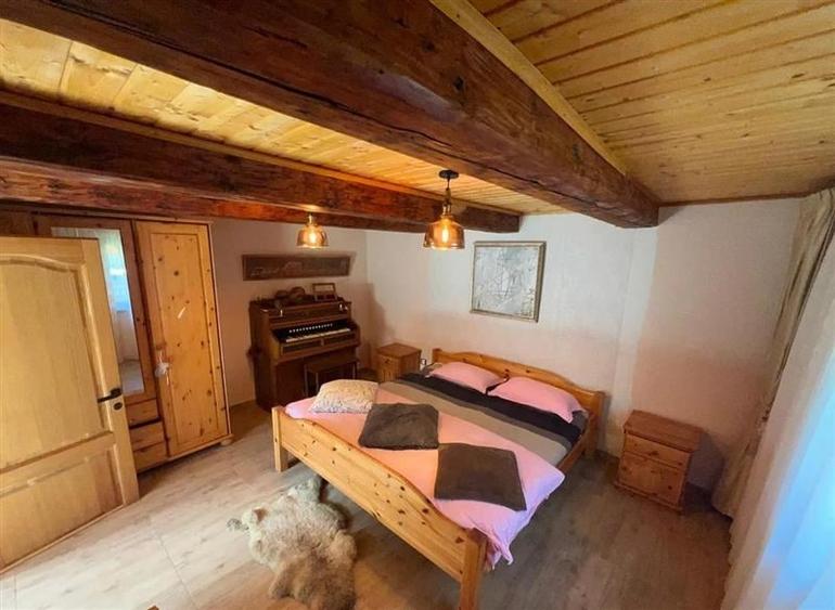 Casa rustica cu semineu,1.100mp teren, priveliste,padure:refugiu autentic in nat - 5