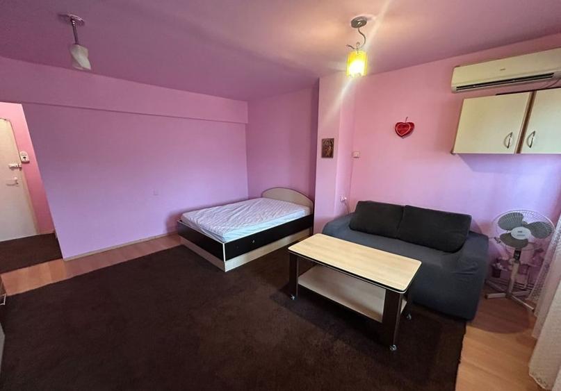 Garsoniera 30 mp de vanzare in Cetate zona Spital mobilata - 8