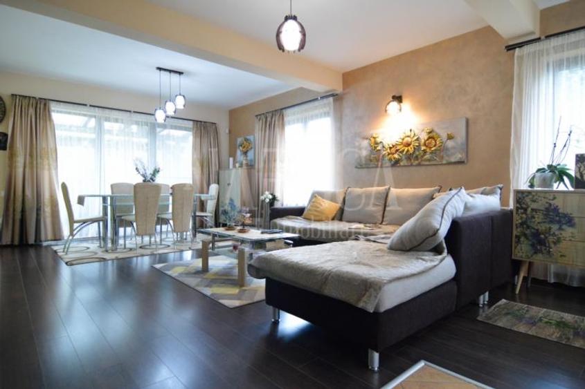 Casa 4 camere de vanzare in Floresti - 1