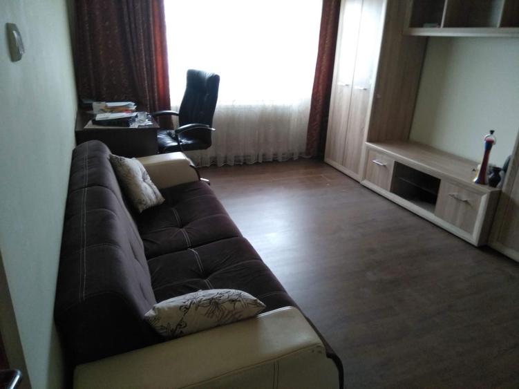 Inchiriez apartament 2 camere 54 mp - 1