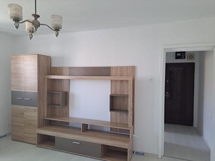 Particular: vand Apartament 2 camere semidecomandat in Municipiul Sacele, strada Episcop Popeea nr 29 , etaj 4/4,bloc izolat termic - 1