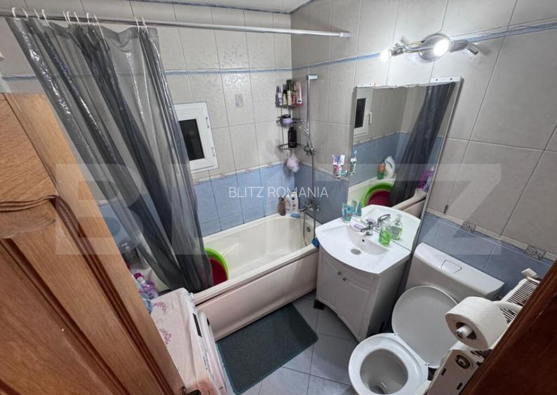 Apartament de vanzare, cu 3 camere, 73 mp, zona Calea Bucure