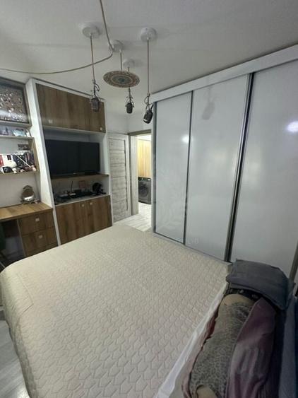 3 CAMERE //CANTACUZINO //LOC DE PARCARE//MOBILAT SI UTILAT - 46